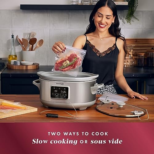 Crock-Pot 7 Quart Programmable Cook & Carry Slow Cooker (S1WD7)